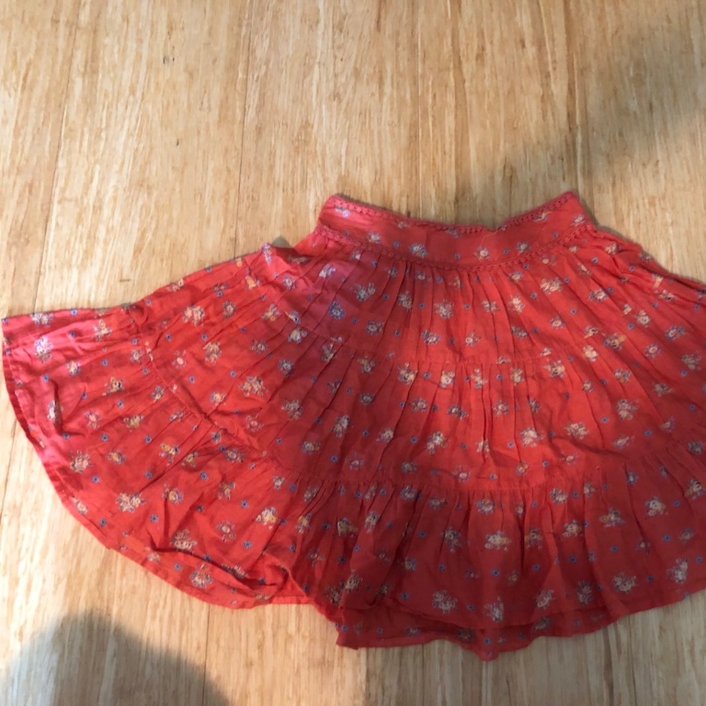 NWOT- Urban Outfitters/Kimchi Blue flounce skirt
